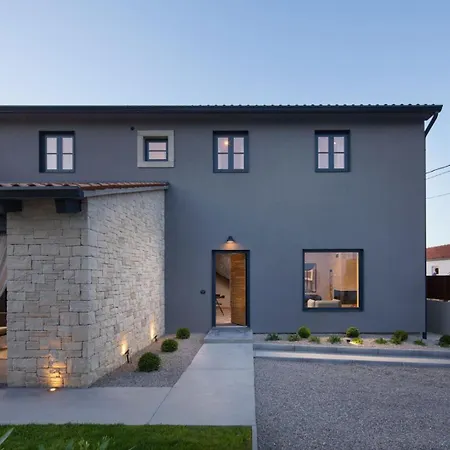 Βίλα Vizzani Labin (Istria)