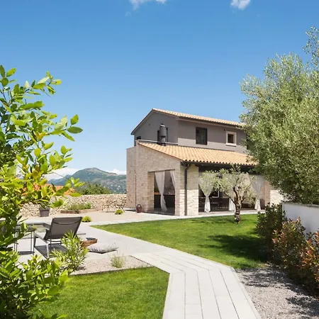Vizzani Villa Labin (Istria)
